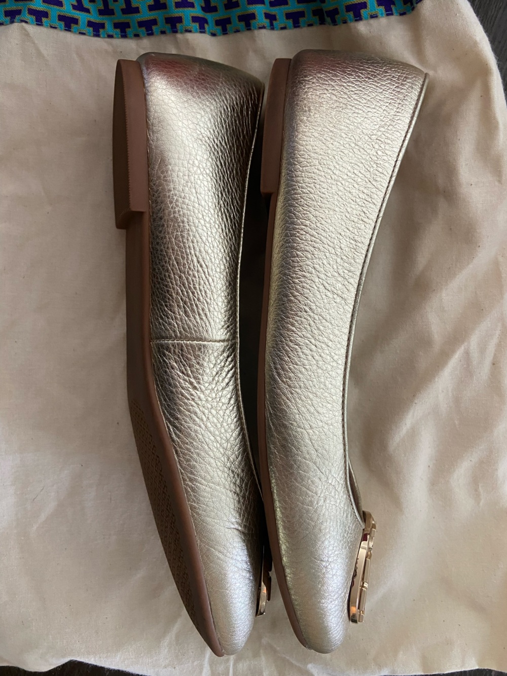 Tory Burch Metallic Gold Logo Ballet Flats - Picture 9 of 12